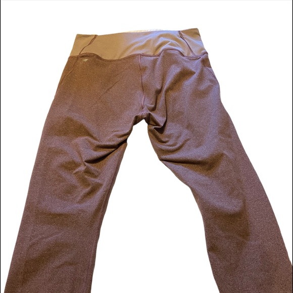 Fabletics Cropped Workout Leggings - Picture 4 of 8